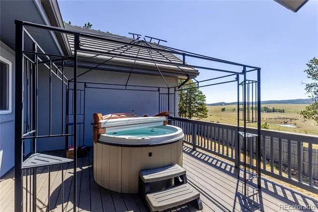 407 Silvermoon Heights Divide, CO 80814
