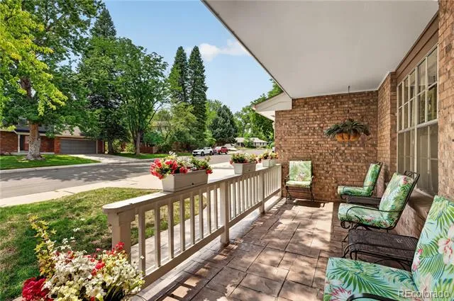 6371 E Dickenson Place Denver, CO 80222