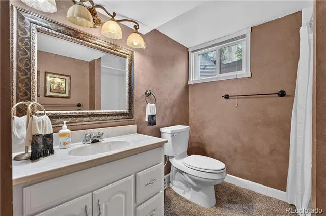 6371 E Dickenson Place Denver, CO 80222