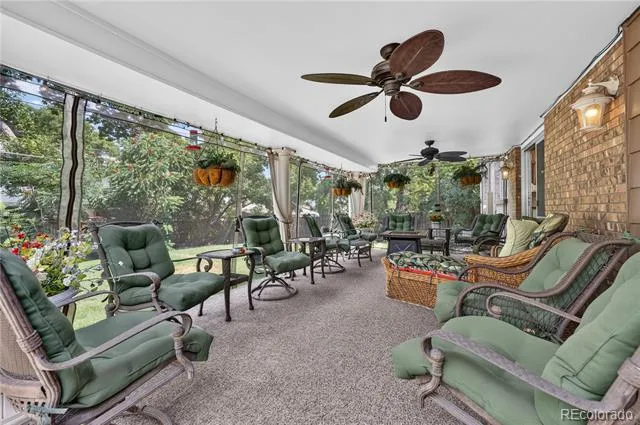 6371 E Dickenson Place Denver, CO 80222