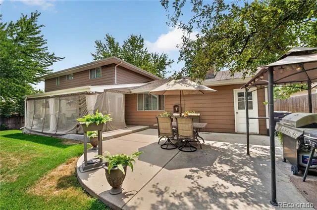 6371 E Dickenson Place Denver, CO 80222
