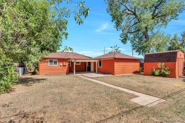 1215 Yuba Street Aurora, CO 80011