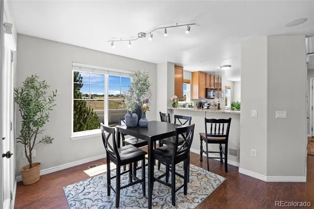7601 S Quatar Way Aurora, CO 80016
