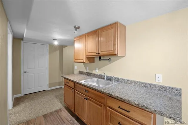 7601 S Quatar Way Aurora, CO 80016