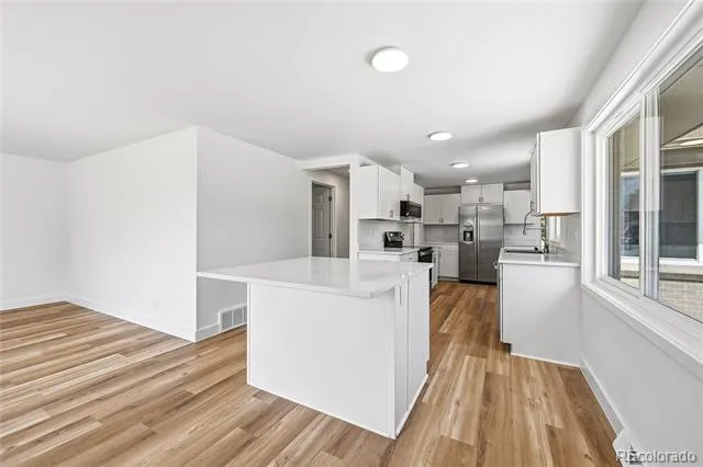 350 Jade Street Broomfield, CO 80020