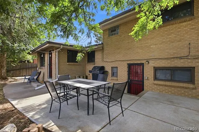 4660 Estes Street Wheat Ridge, CO 80033