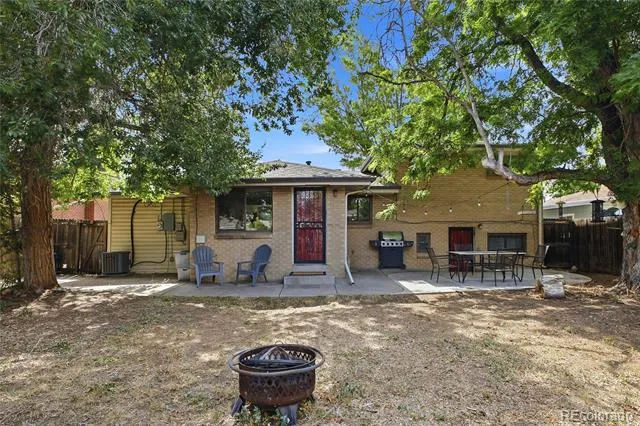 4660 Estes Street Wheat Ridge, CO 80033