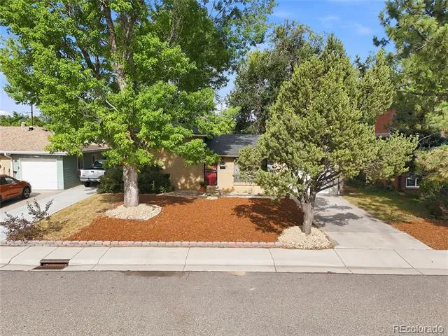 4660 Estes Street Wheat Ridge, CO 80033