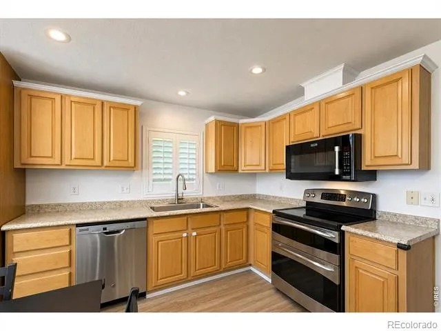 6105 Needlegrass Green Frederick, CO 80530