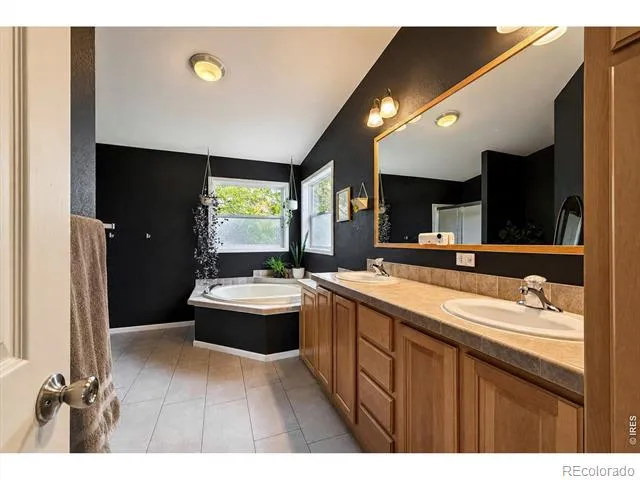6105 Needlegrass Green Frederick, CO 80530