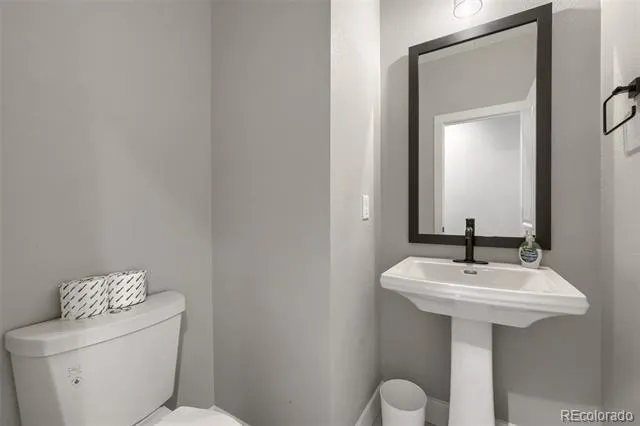 5526 Clay Court Denver, CO 80221