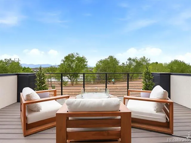 2005 Lakespur Lane Louisville, CO 80027