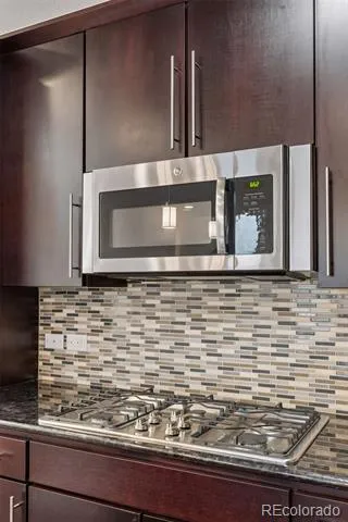 15613 E Broncos Place Englewood, CO 80112
