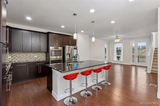 15613 E Broncos Place Englewood, CO 80112