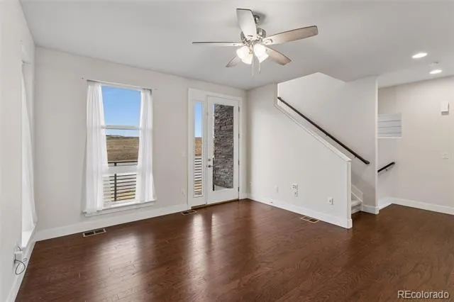 15613 E Broncos Place Englewood, CO 80112