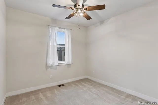 15613 E Broncos Place Englewood, CO 80112