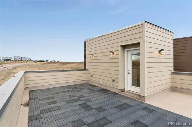 15613 E Broncos Place Englewood, CO 80112