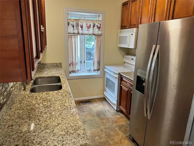 4852 S Pagosa Way Aurora, CO 80015