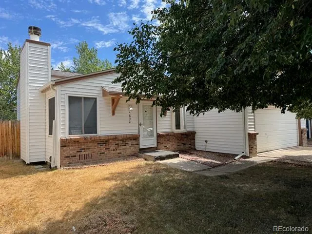 4852 S Pagosa Way Aurora, CO 80015
