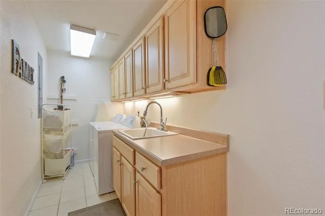 226 Whitehaven Circle Littleton, CO 80129