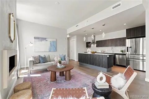 410 Acoma Street #211