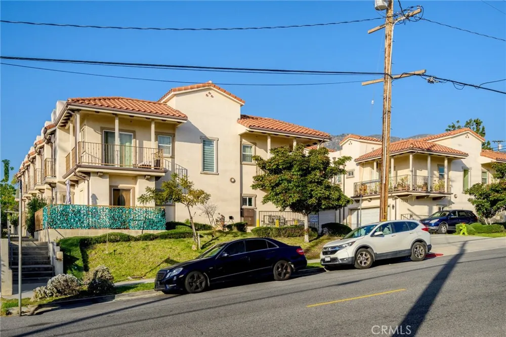7225 Apperson Street #105 Tujunga, CA 91042