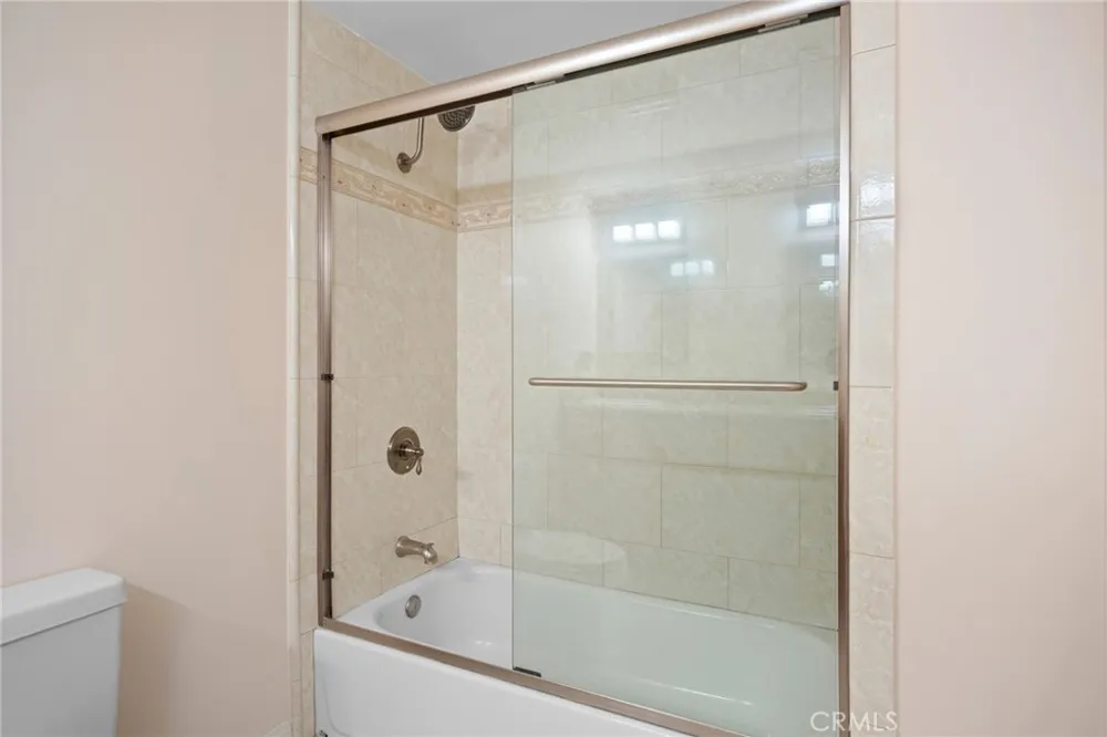 7225 Apperson Street #105 Tujunga, CA 91042