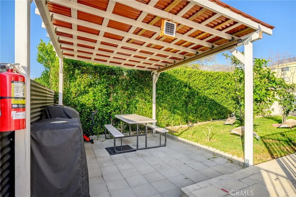 7225 Apperson Street #105 Tujunga, CA 91042