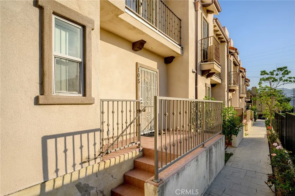 7225 Apperson Street #105 Tujunga, CA 91042