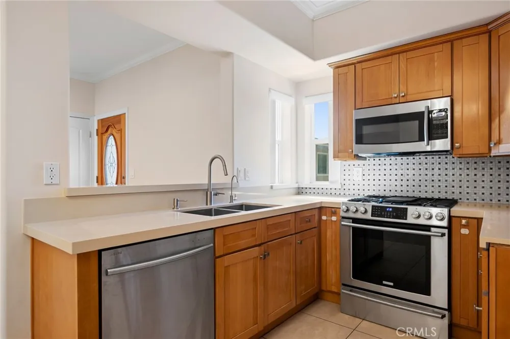 7225 Apperson Street #105 Tujunga, CA 91042