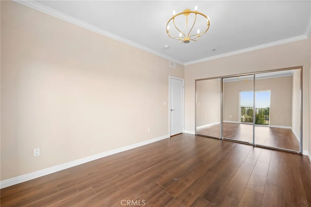 7225 Apperson Street #105 Tujunga, CA 91042