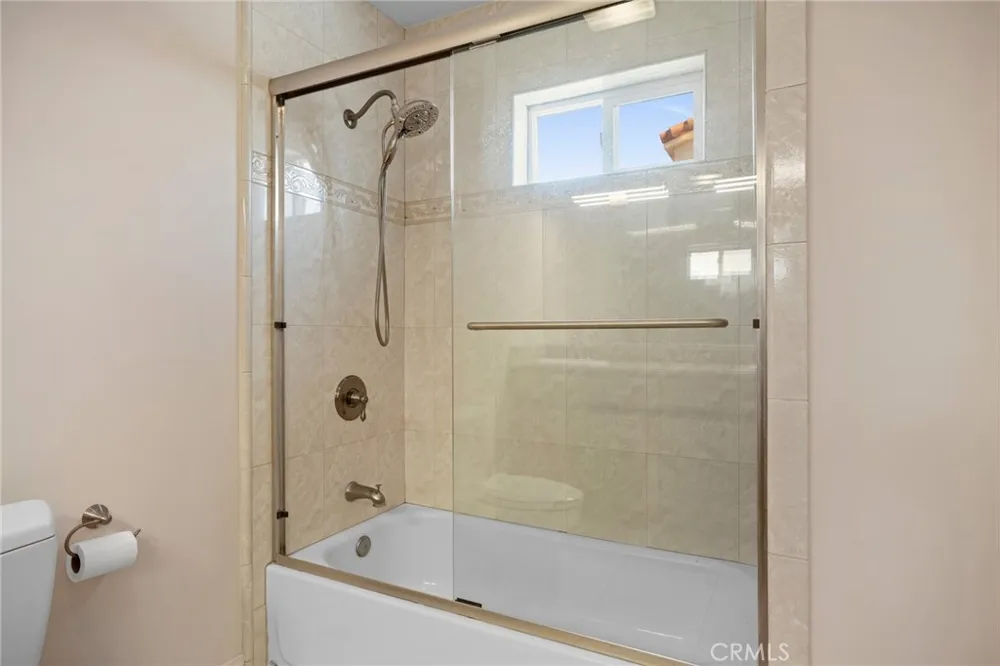 7225 Apperson Street #105 Tujunga, CA 91042