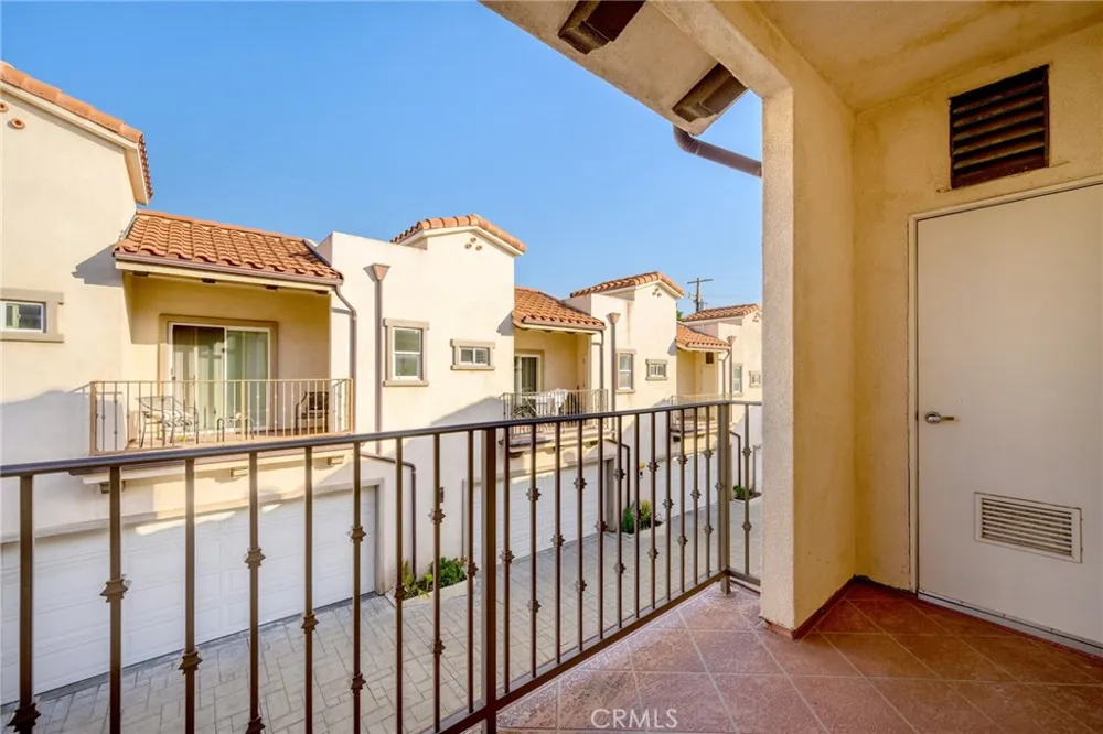 7225 Apperson Street #105 Tujunga, CA 91042