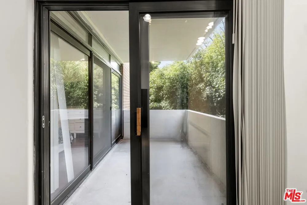 11750 W Sunset Boulevard #301 Los Angeles, CA 90049