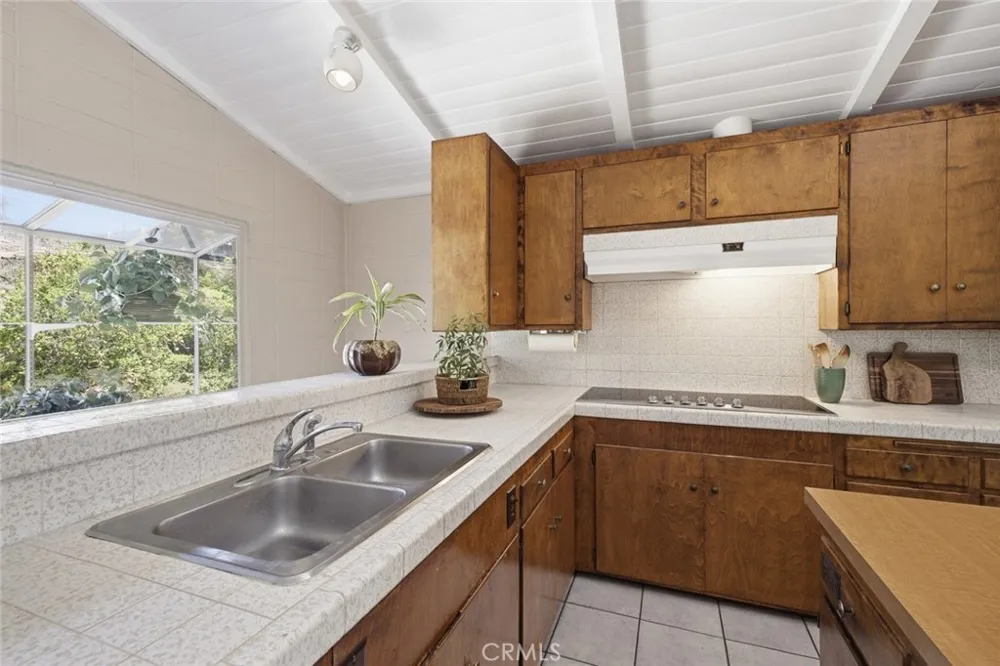 1413 Virginia Road Fullerton, CA 92831