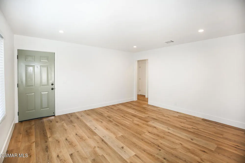 5383 Felicia Street Camarillo, CA 93012