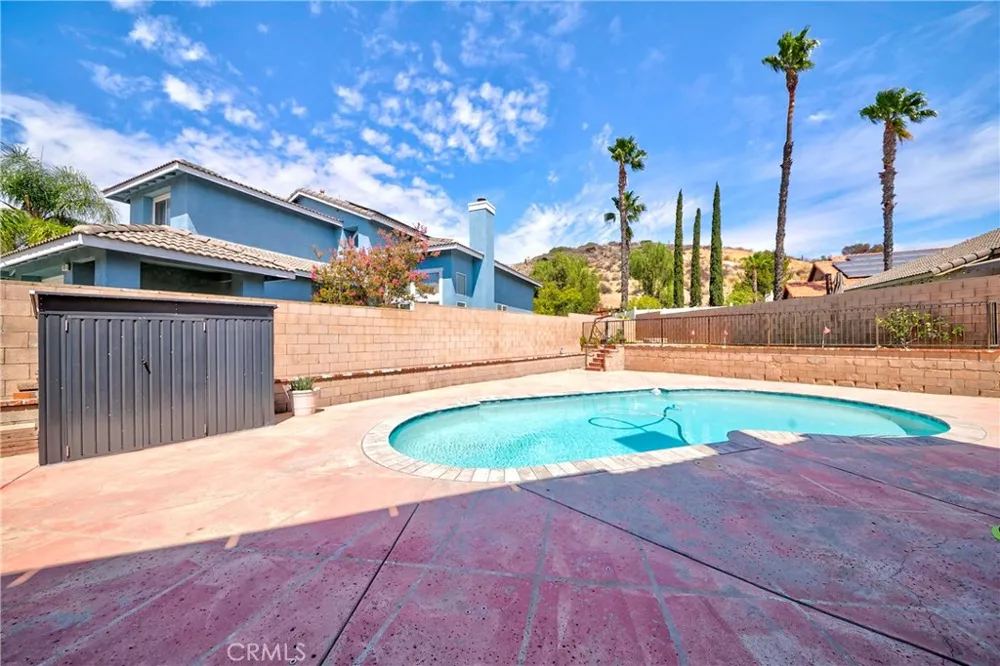 701 Barnsley Corona, CA 92879