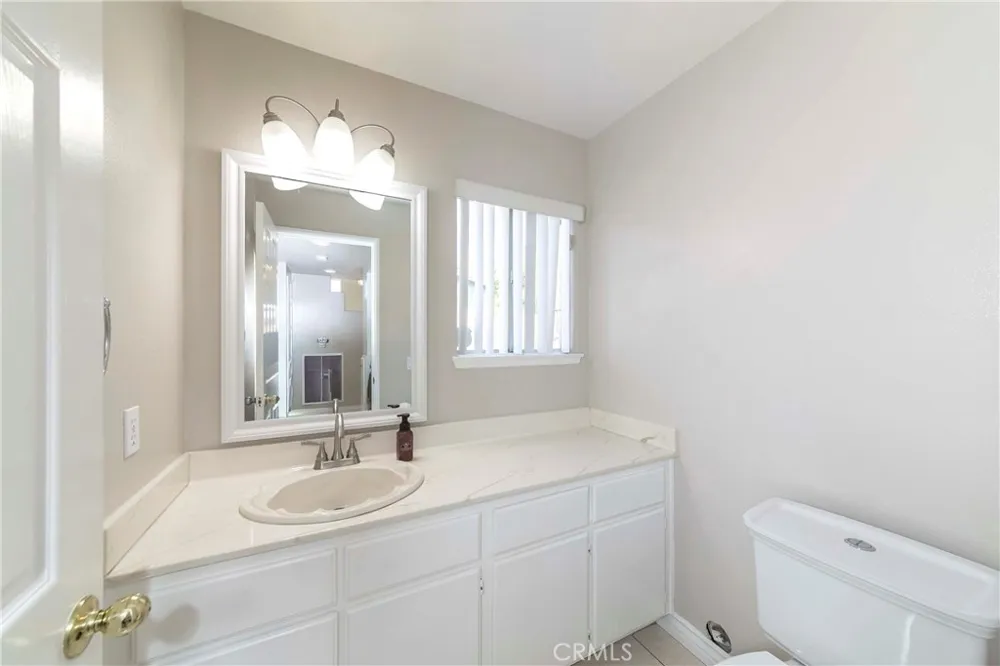 701 Barnsley Corona, CA 92879