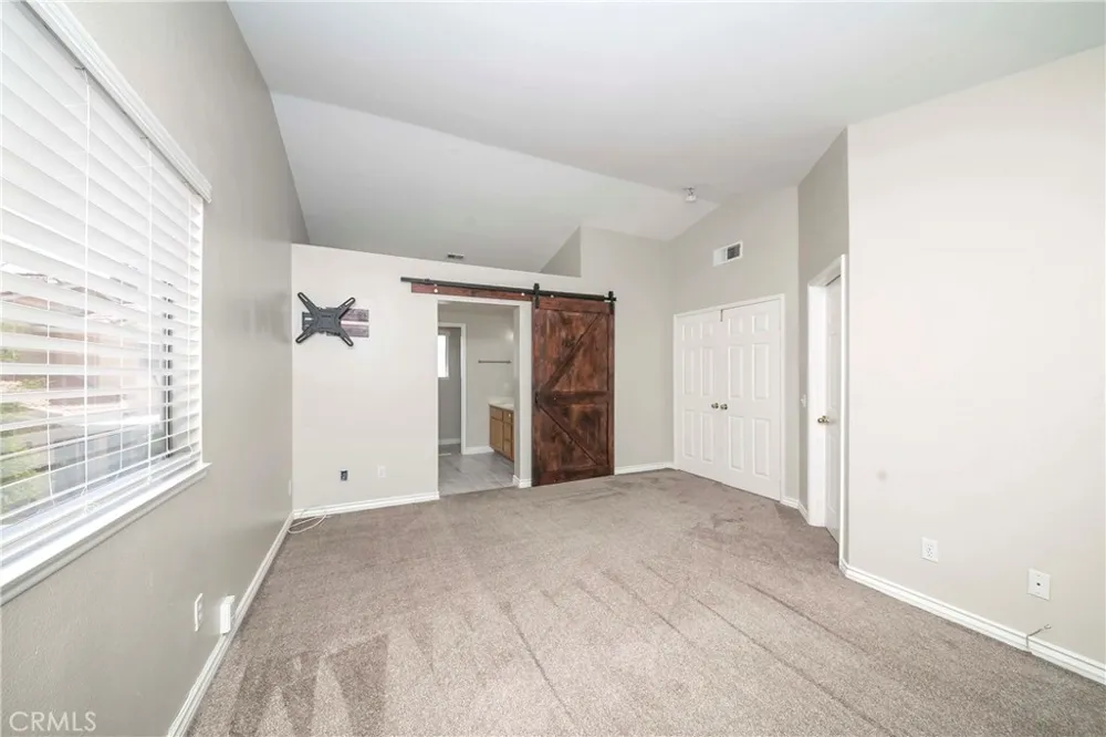 701 Barnsley Corona, CA 92879