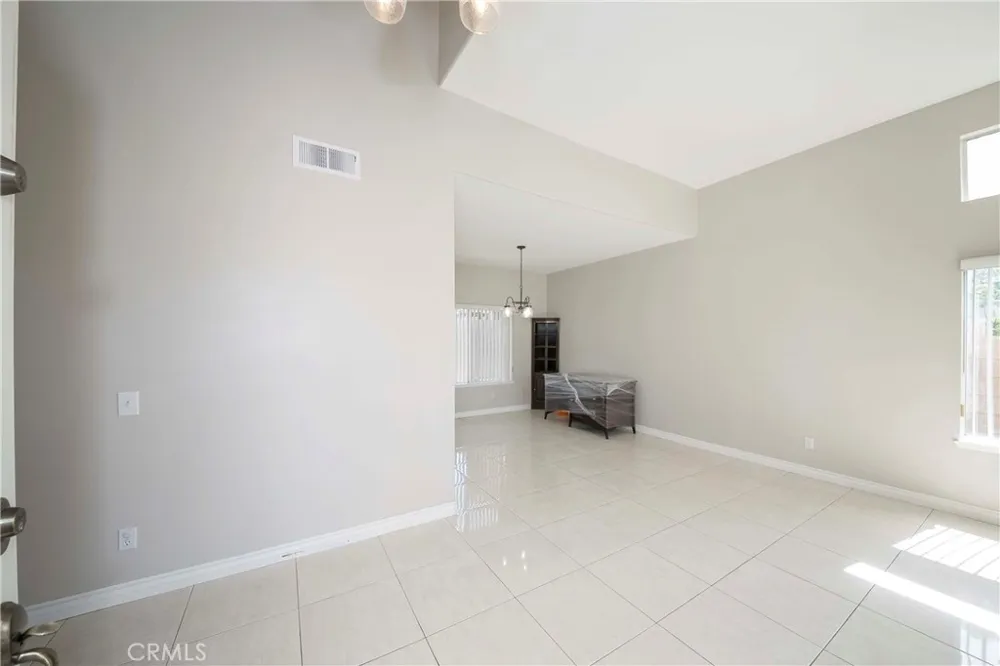 701 Barnsley Corona, CA 92879
