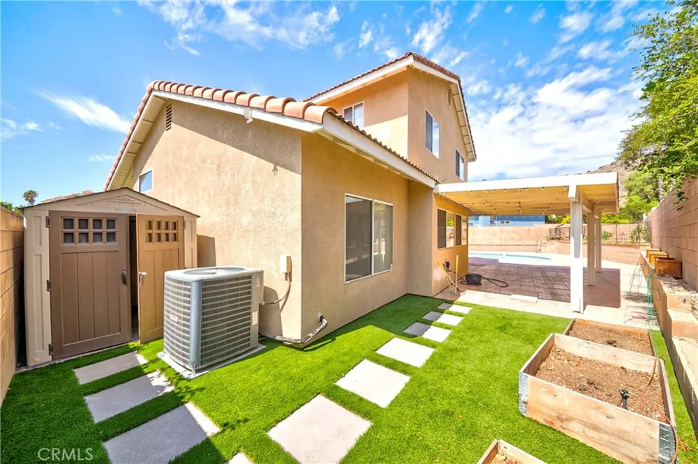 701 Barnsley Corona, CA 92879