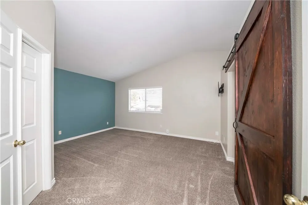701 Barnsley Corona, CA 92879