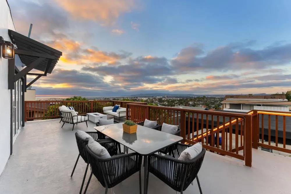 4474 Cape May Avenue San Diego, CA 92107