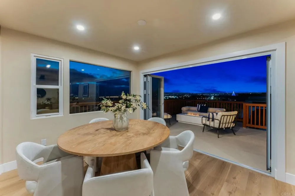 4474 Cape May Avenue San Diego, CA 92107
