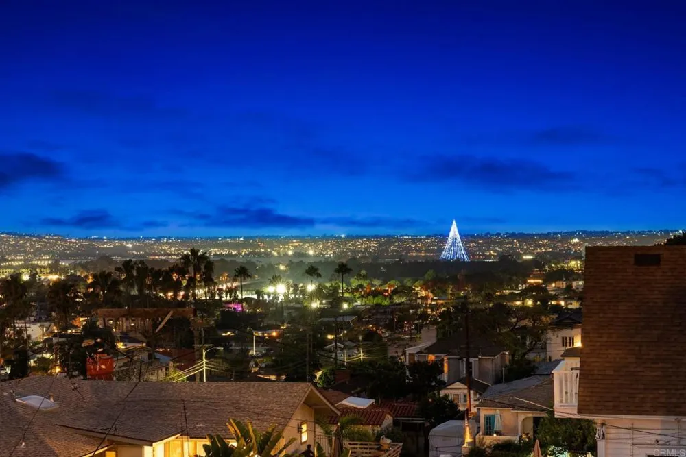 4474 Cape May Avenue San Diego, CA 92107