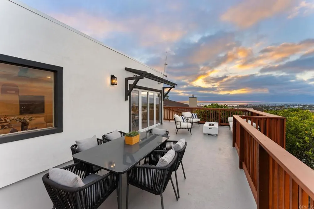 4474 Cape May Avenue San Diego, CA 92107