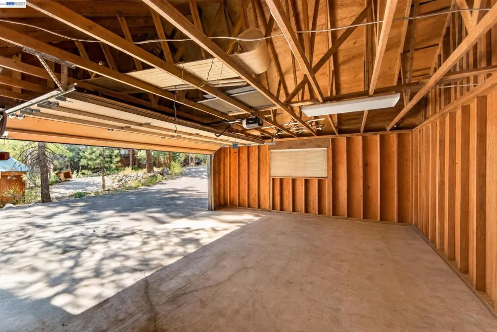 12057 Bennett Flat Rd Truckee, CA 96161