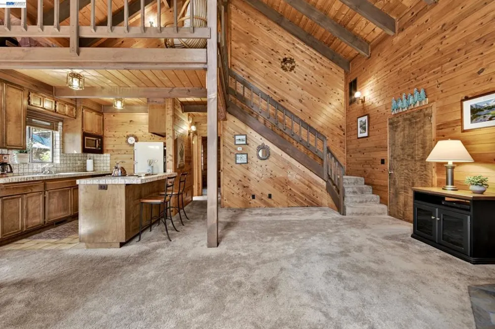 12057 Bennett Flat Rd Truckee, CA 96161