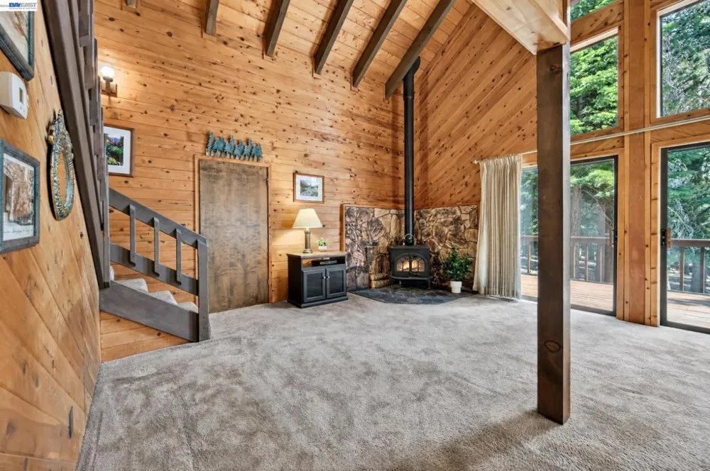 12057 Bennett Flat Rd Truckee, CA 96161