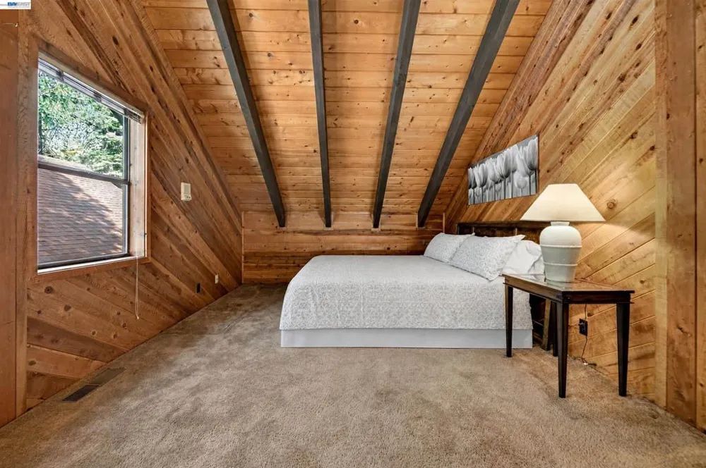 12057 Bennett Flat Rd Truckee, CA 96161